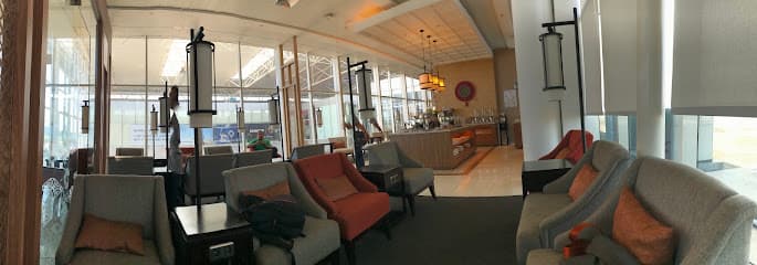 Saphire Executive Lounge