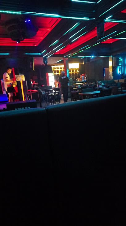 Sunrock Bar & Lounge