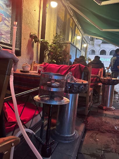 Halil Shısha Nargile And Breakfast