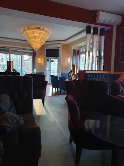 Madello Lounge