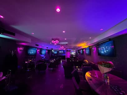 DejaVu Lounge
