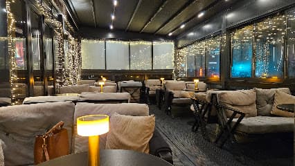 Vibe Bar-Shisha
