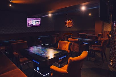 Avenue95 | Bar | Restaurant | Lounge