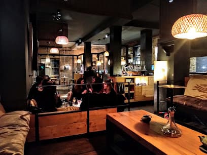 OASI - Art, Shisha & Lounge.