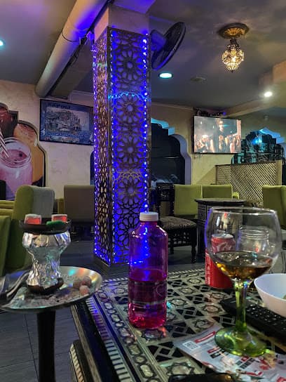 Las mil y una noches Valencia - Tetería, cócteles y shisha lounge